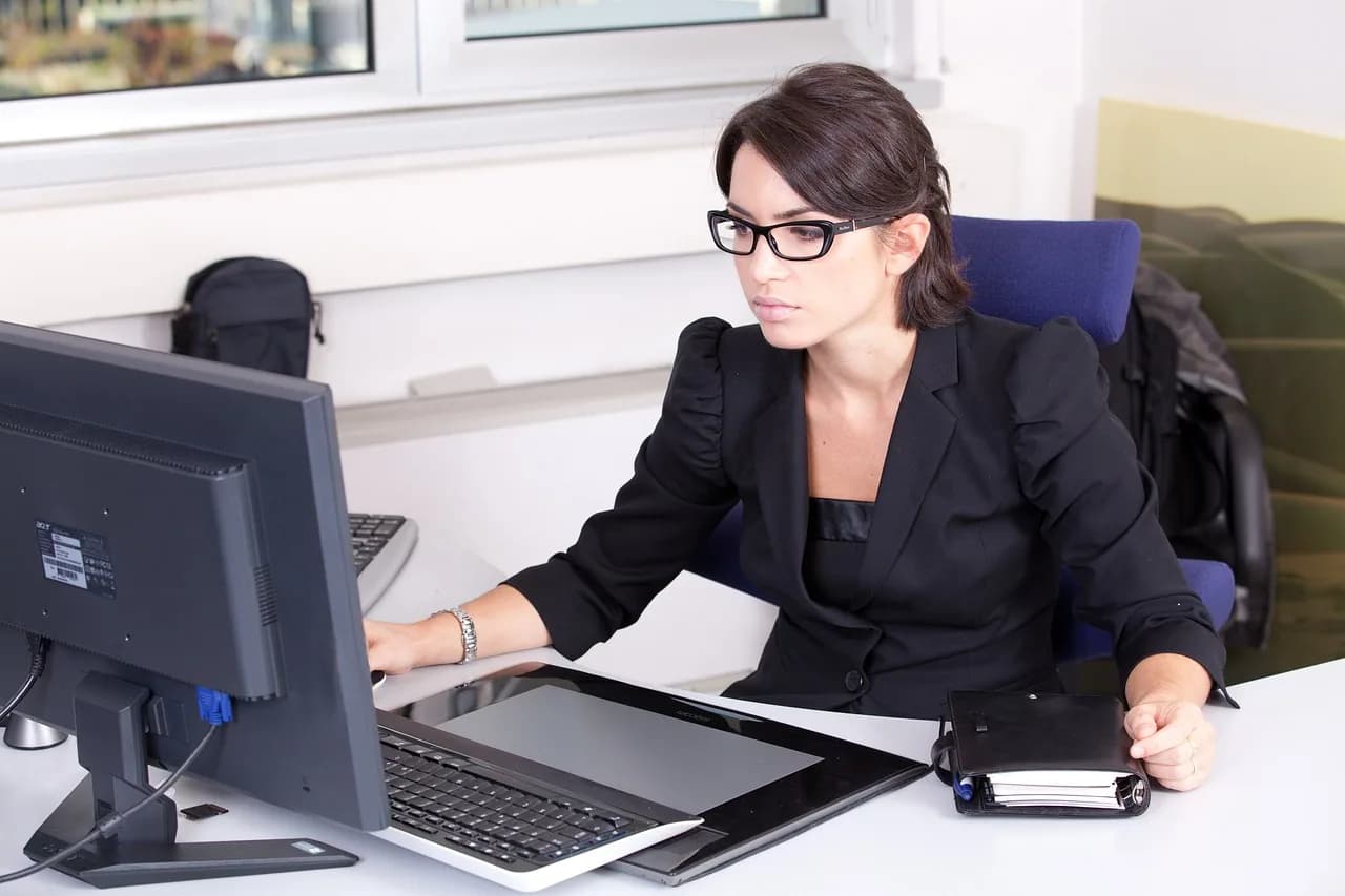 7 Top Career Options After BAF: What To Do After BAF? [2023]