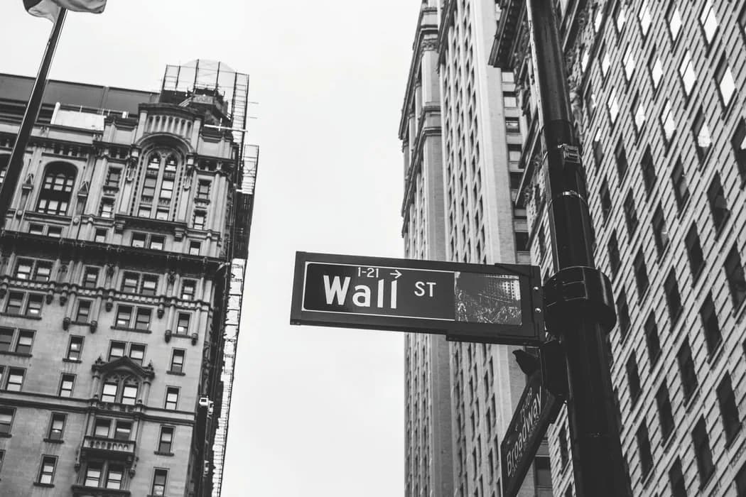 How to Become an Investment Banker in India (2024)